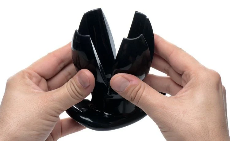Claw Expanding Anal Dilator - Image 3