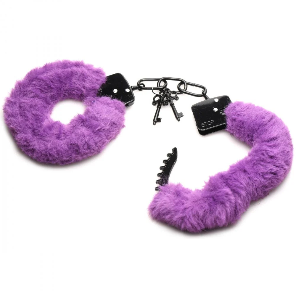 Cuffed In Fur Furry Handcuffs - Image 10