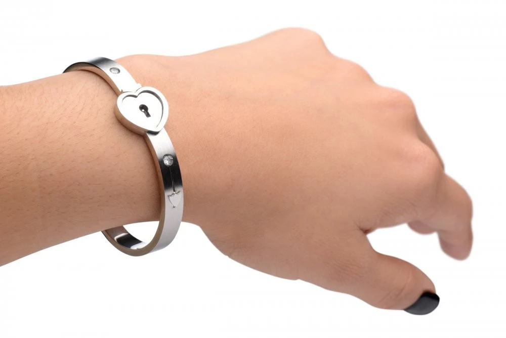 Grey Cuffed Locking Bracelet and Key Necklace - Image 3