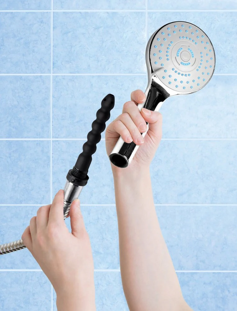 Discreet Silicone Shower Enema Set - Image 4