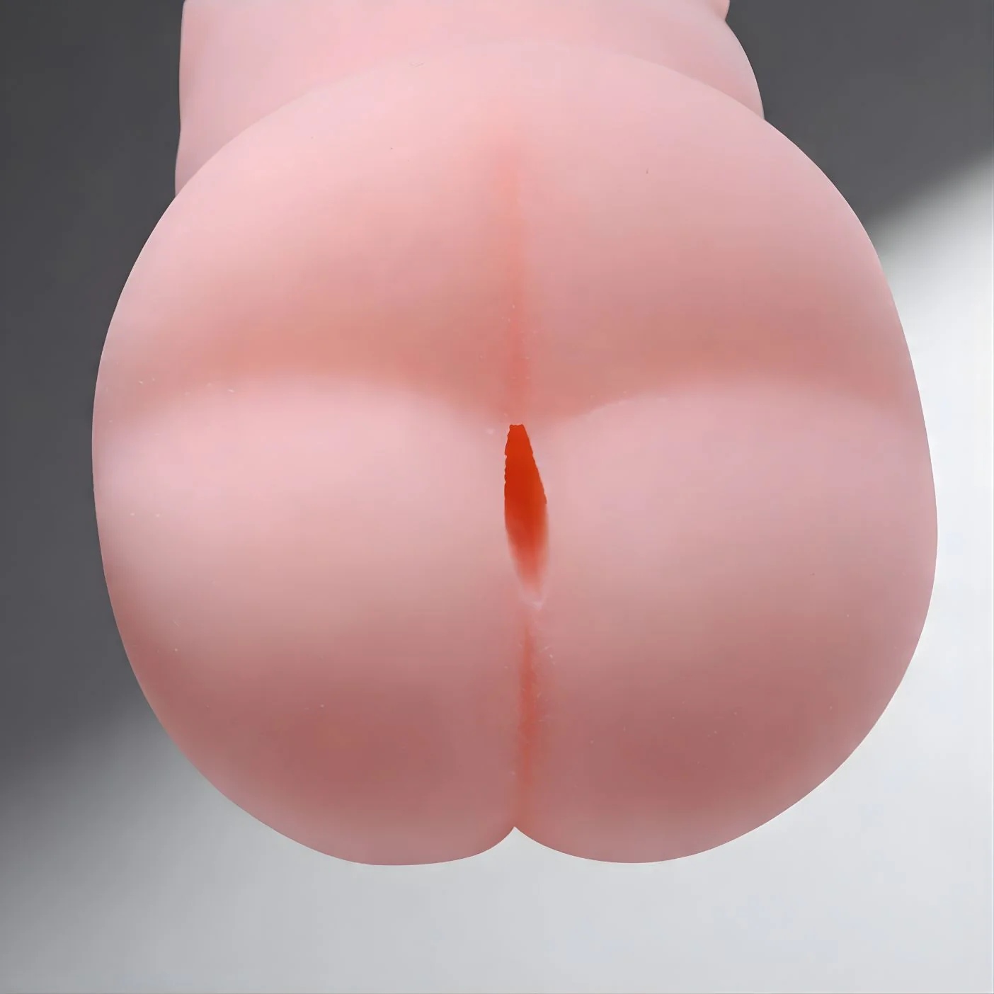 Molly's Tight Ass Masturbator - Image 3