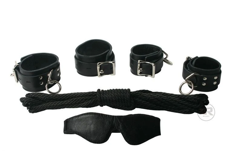 Strict Leather Bondage Set - Image 5