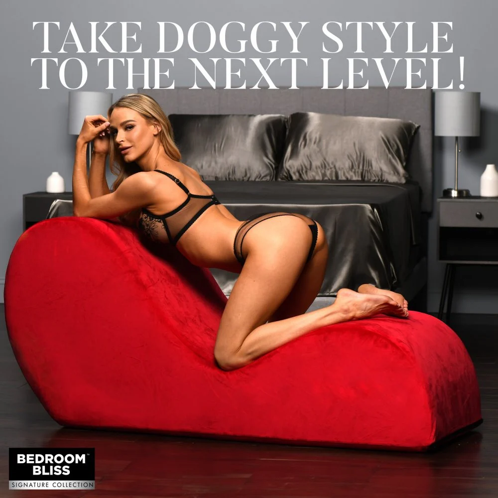 The Love Couch - Image 8