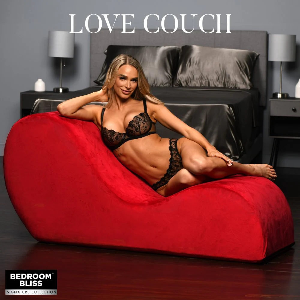 The Love Couch - Image 9